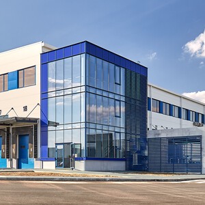 FAN Courier Express - Clădire de birouri și hală de sortare a corespondenței